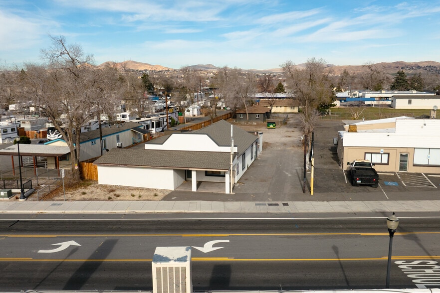 More Photos Of 1940 Prater Way, Sparks Storefront Retail Residential For Lease