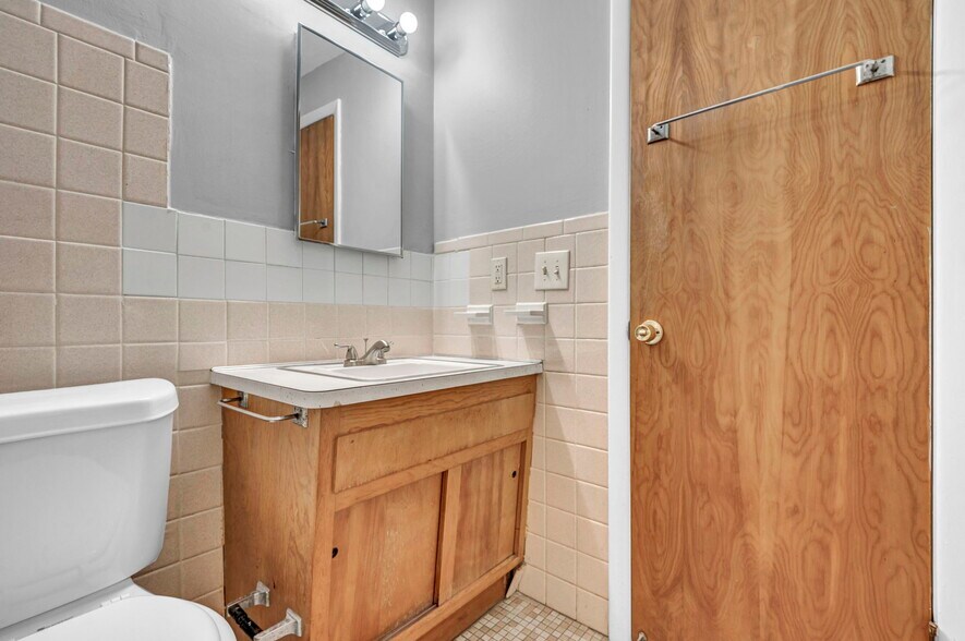 More Photos Of 818-850 S Green Rd, South Euclid Apartments For Sale