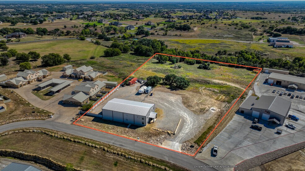 More Photos Of 125 Winners Cir, Weatherford Showroom For Sale