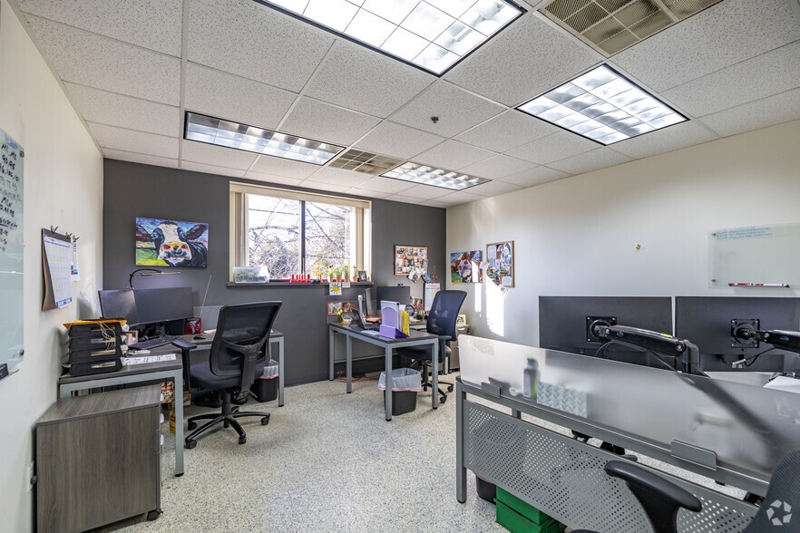 More Photos Of 110 Lincoln St, Johnson Creek Manufacturing For Sale