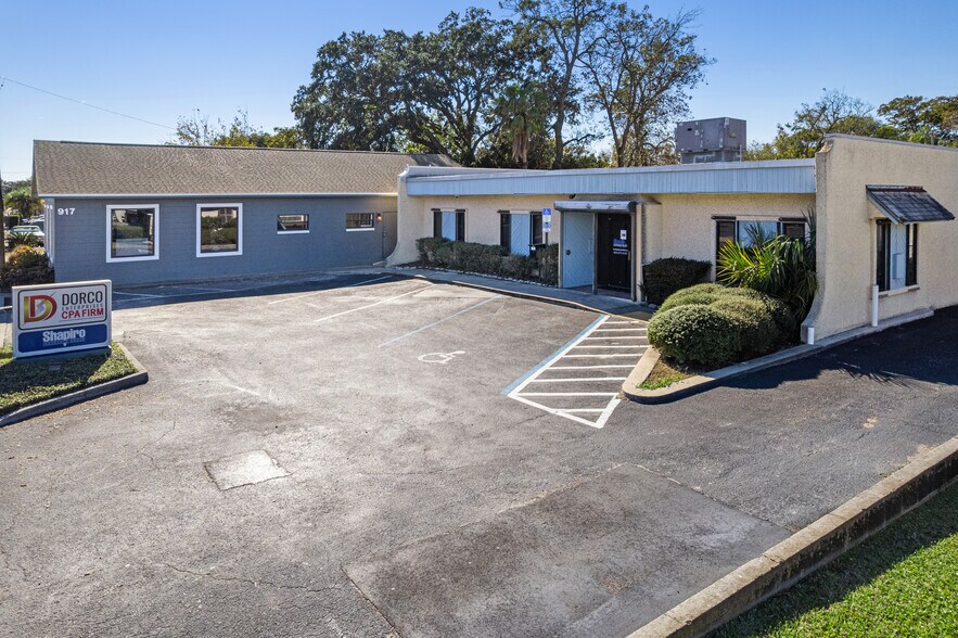 More Photos Of 911 S 8th St, Fernandina Beach Loft Creative Space For Sale