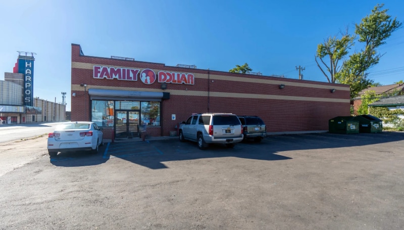 More Photos Of 14305 Harper Ave, Detroit Freestanding For Sale