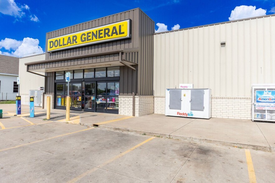 More Photos Of 9750 Texas 154/19 Hwy N, Sulphur Springs Freestanding For Sale