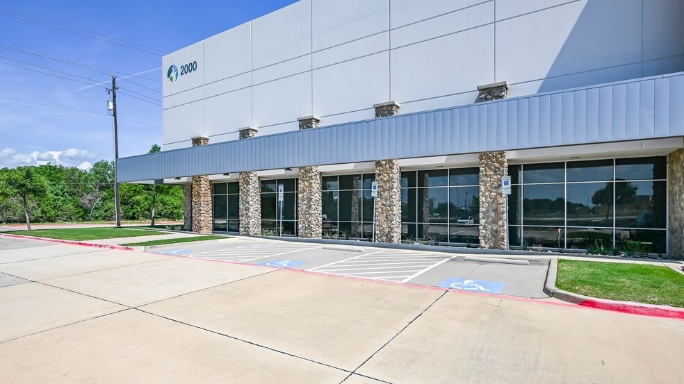 Primary Photo Of 2000 Lakeside Pky, Flower Mound Distribution For Lease