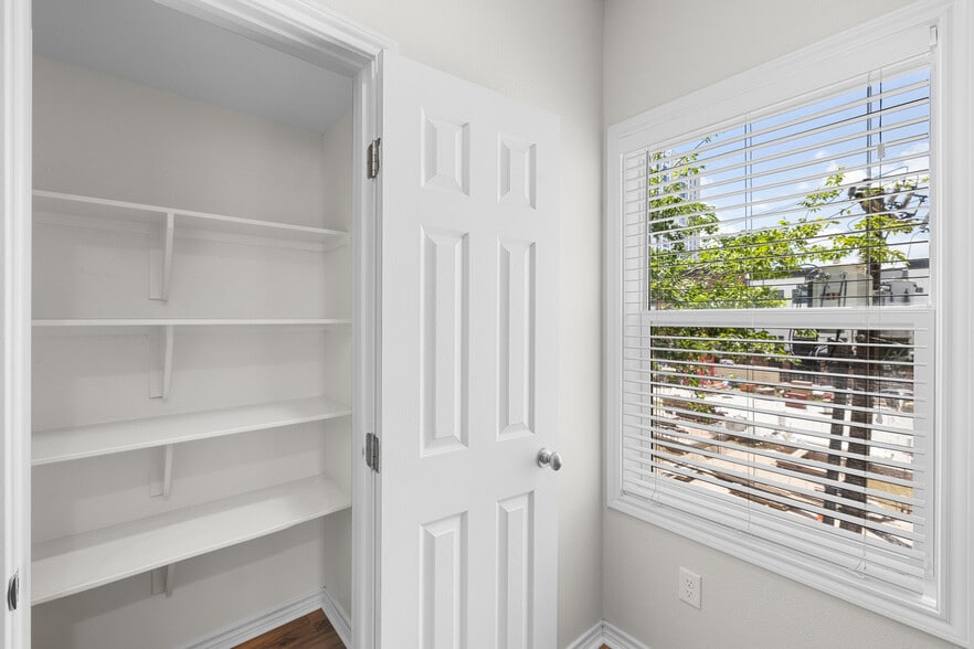 More Photos Of 307 Boyett St, College Station Apartments For Sale