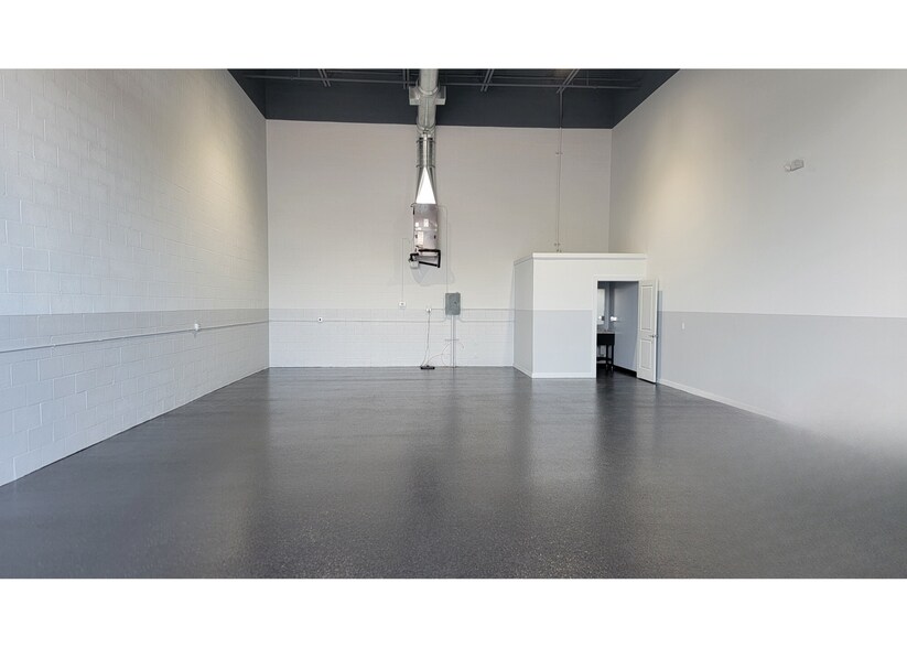 More Photos Of 6509 St Lucie Blvd, Fort Pierce Warehouse For Lease