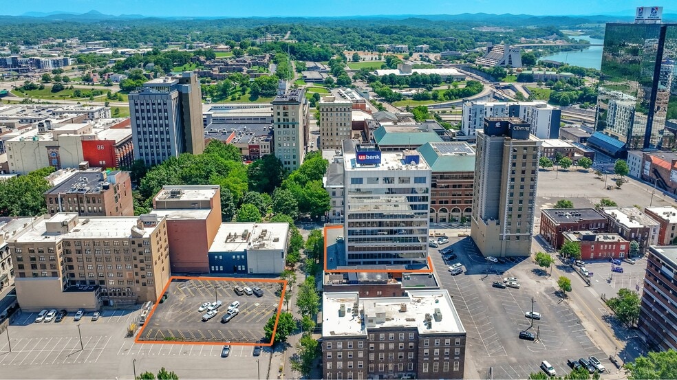 More Photos Of 607 Market St, Knoxville Office For Sale