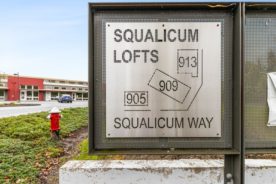 More Photos Of 905 Squalicum Way, Bellingham Flex For Sale