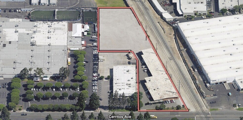 More Photos Of 501 E Cerritos Ave, Anaheim Warehouse For Lease