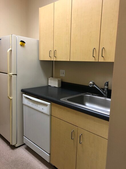 More Photos Of 7025 Longley Ln, Reno General Retail For Lease