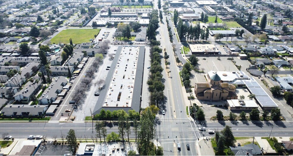 More Photos Of 3710-3798 N 1st St, Fresno Medical For Lease