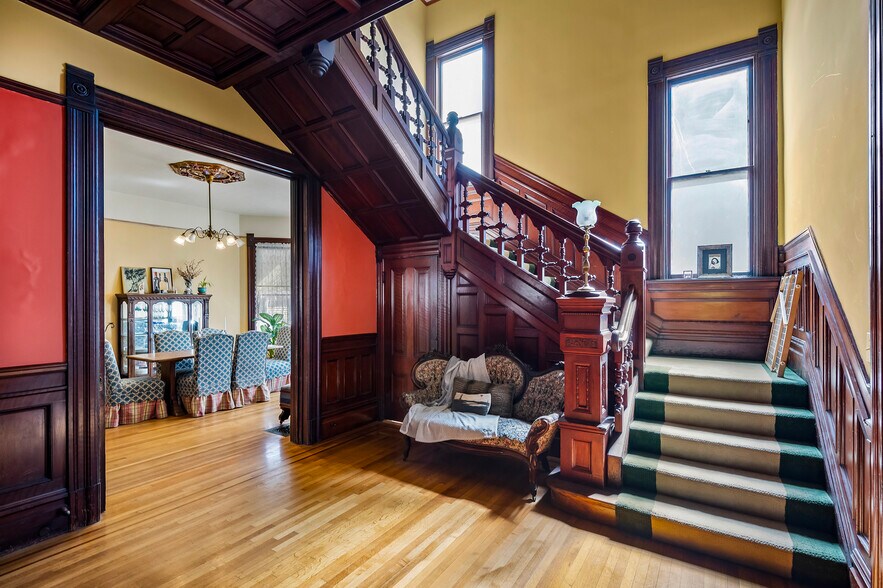 More Photos Of 1833 Clinton Ave, Alameda Apartments For Sale