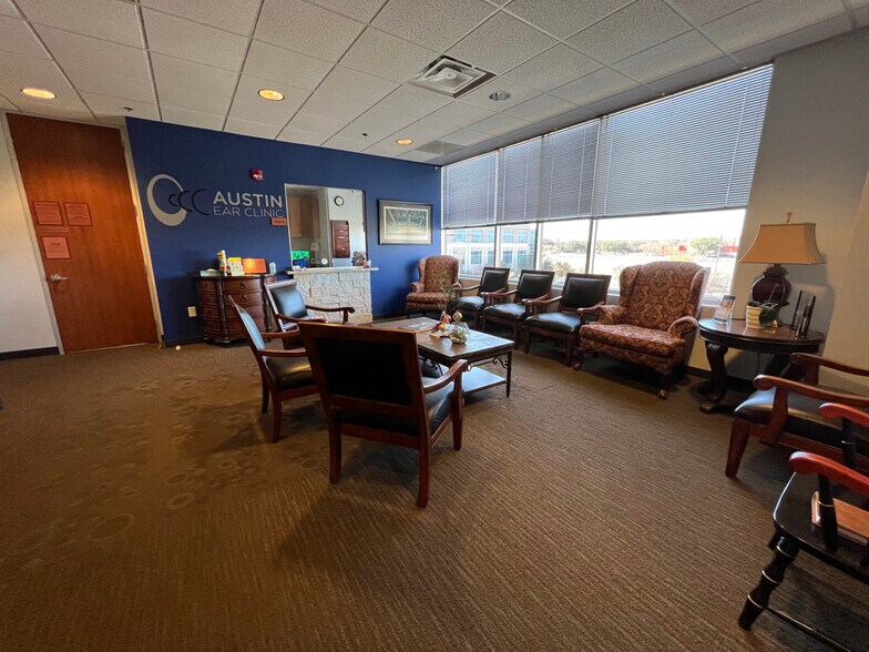 More Photos Of 12319 N Mopac Expy, Austin Medical For Sale