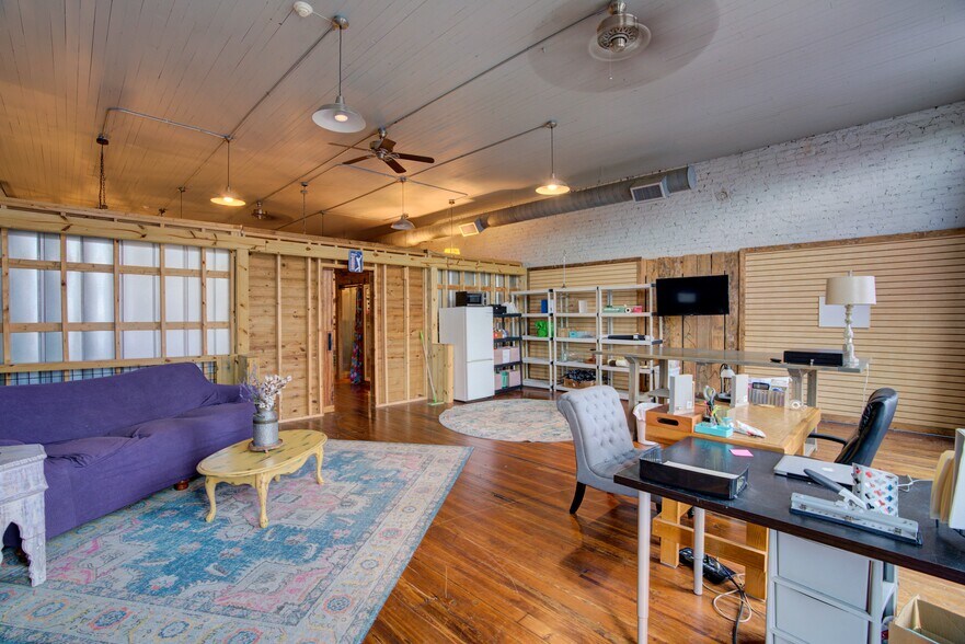 More Photos Of 109 Broad St, Rome Storefront For Sale