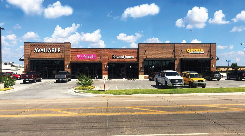 Primary Photo Of 114 N Washington St, Weatherford Storefront Retail Office For Lease