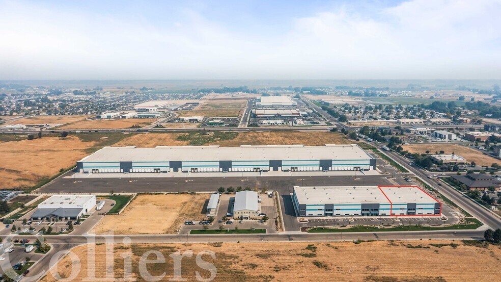 More Photos Of 4315 Skyway St, Caldwell Warehouse For Sale