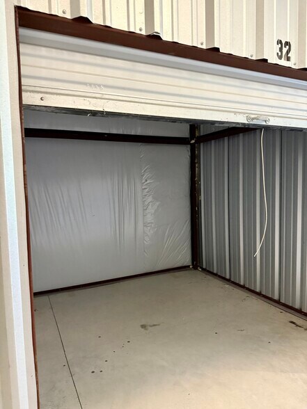 More Photos Of 30333 Highway 31, Brewton Self Storage For Sale