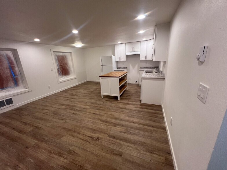 More Photos Of 10443 17th Ave SW, Seattle Multifamily For Sale