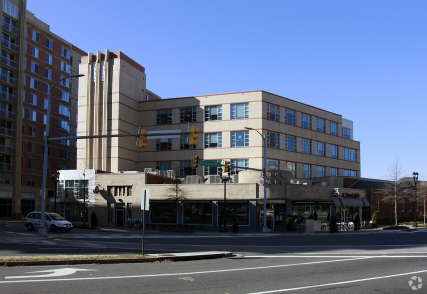 Primary Photo Of 3100-3118 Washington Blvd, Arlington Coworking Space