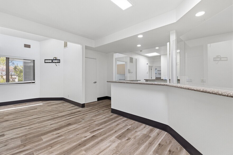 More Photos Of 47 Penny Ln, Watsonville Medical For Sale