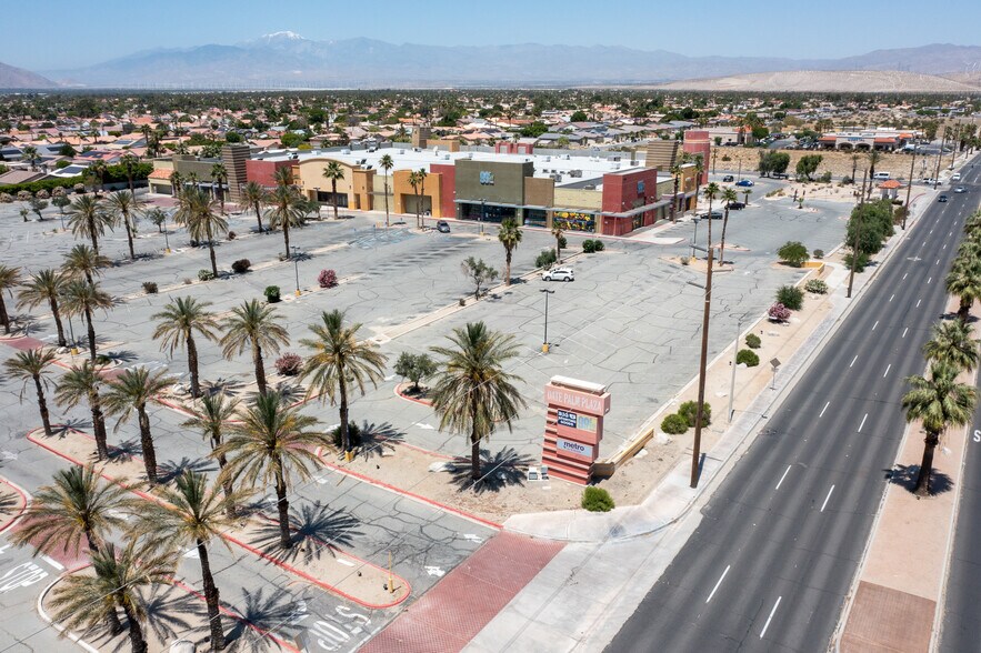 More Photos Of 31033 Date Palm Dr, Cathedral City Storefront For Sale