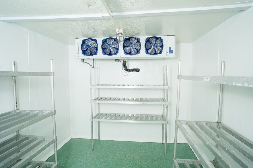 More Photos Of 13637 US Highway 287 N, Grapeland Food Processing For Sale