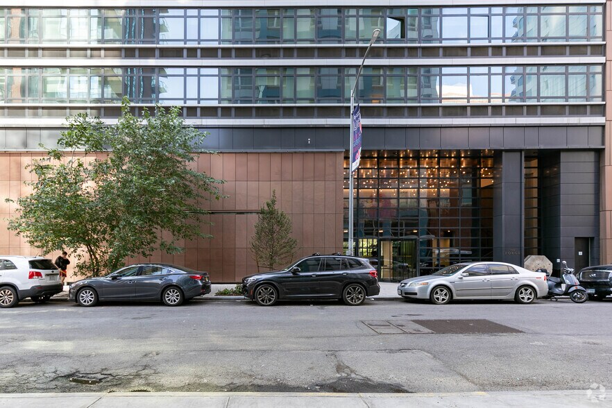 More Photos Of 4428 Purves St, Long Island City Apartments For Lease