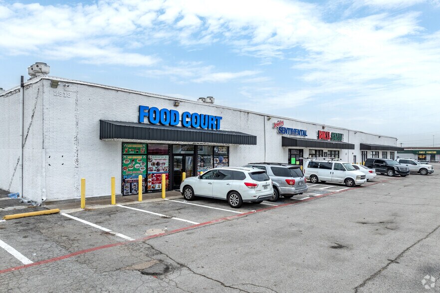 More Photos Of 2918 S Jupiter Rd, Garland Distribution For Lease