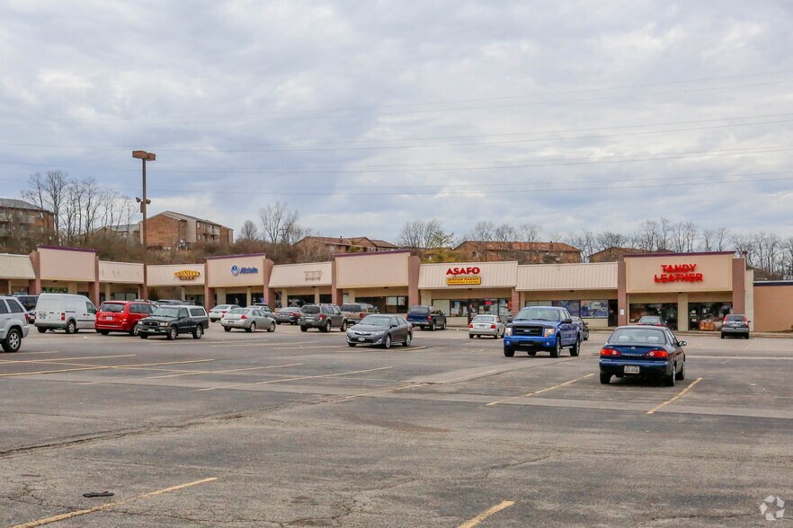 More Photos Of 7255-7275 Dixie Hwy, Fairfield Storefront For Sale