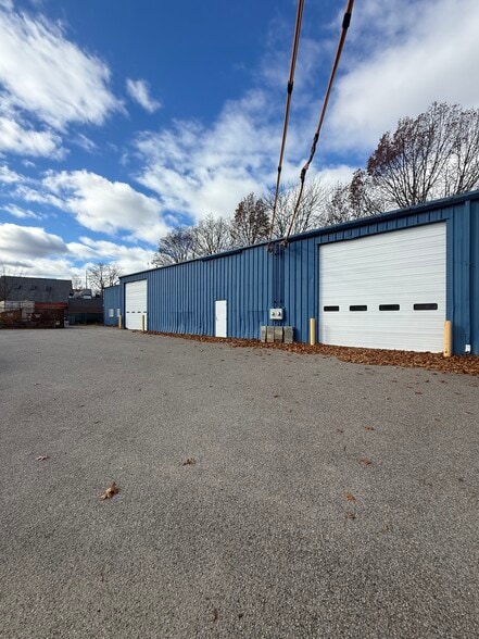 More Photos Of 17 Wolcott Ct, Boston Industrial For Lease