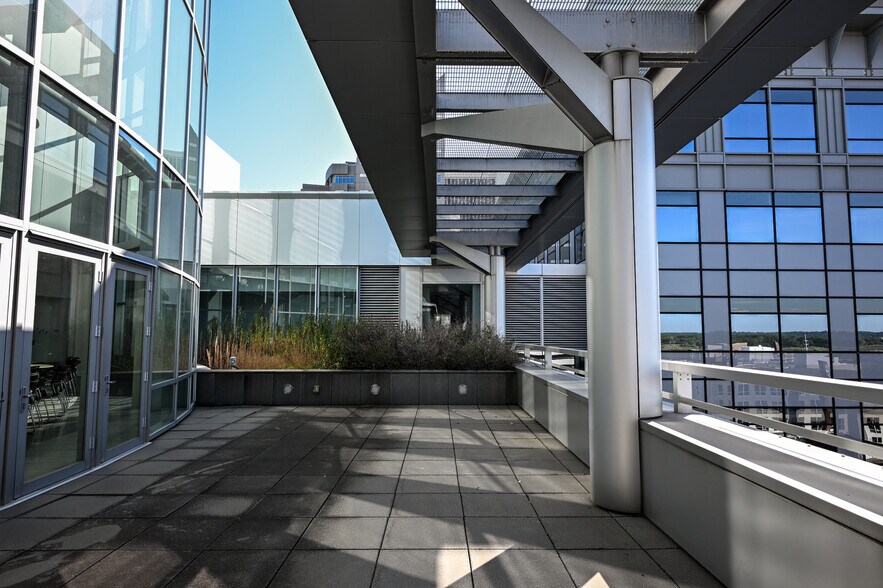 More Photos Of 800 Walnut St, Des Moines Office For Lease