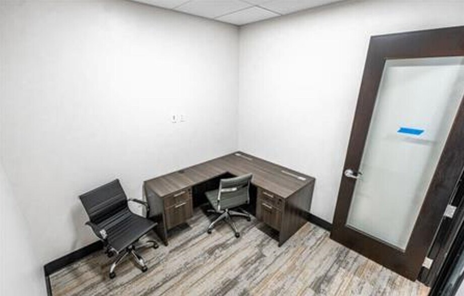 More Photos Of 31571 Canyon Estates Dr, Lake Elsinore Medical For Lease
