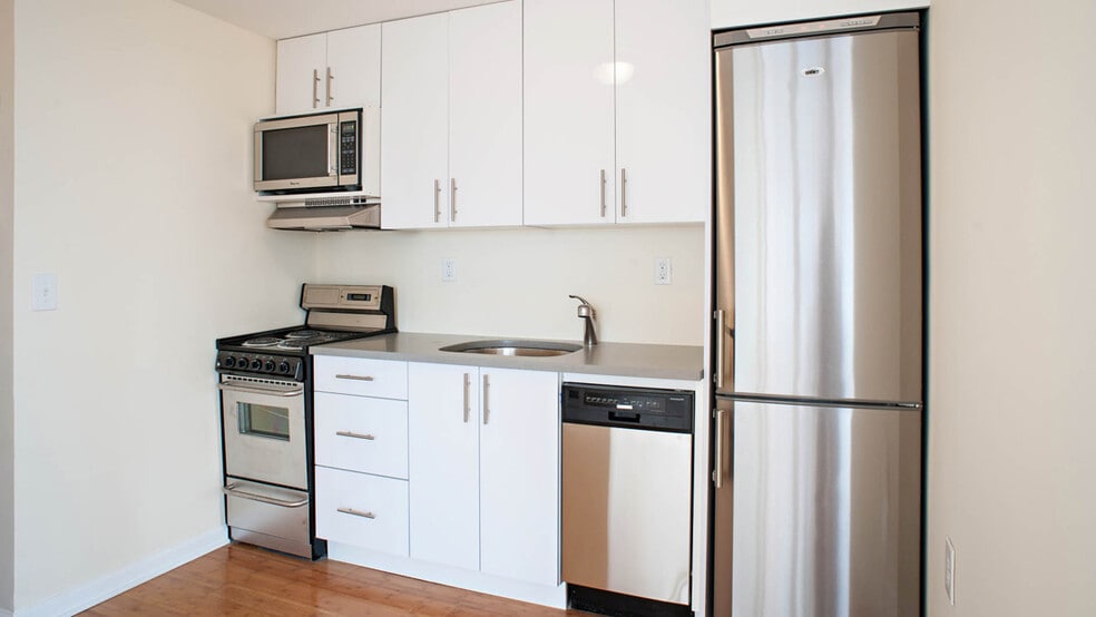 More Photos Of 200 Deal Lake Dr, Asbury Park Apartments For Sale