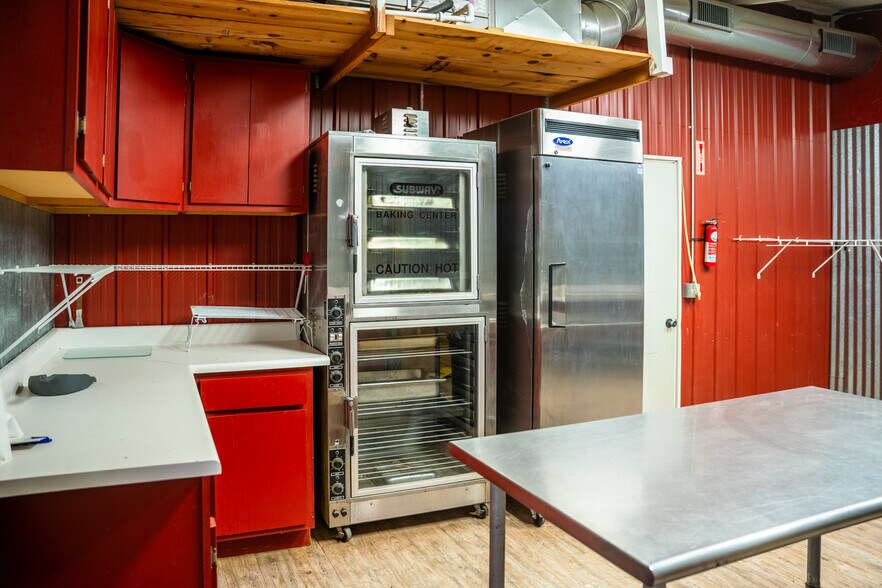 More Photos Of 1002 Old 66 Rd, Hydro Land For Sale
