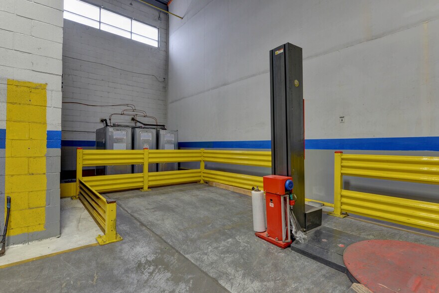 More Photos Of 17-09 Zink Pl, Fair Lawn Manufacturing For Sale