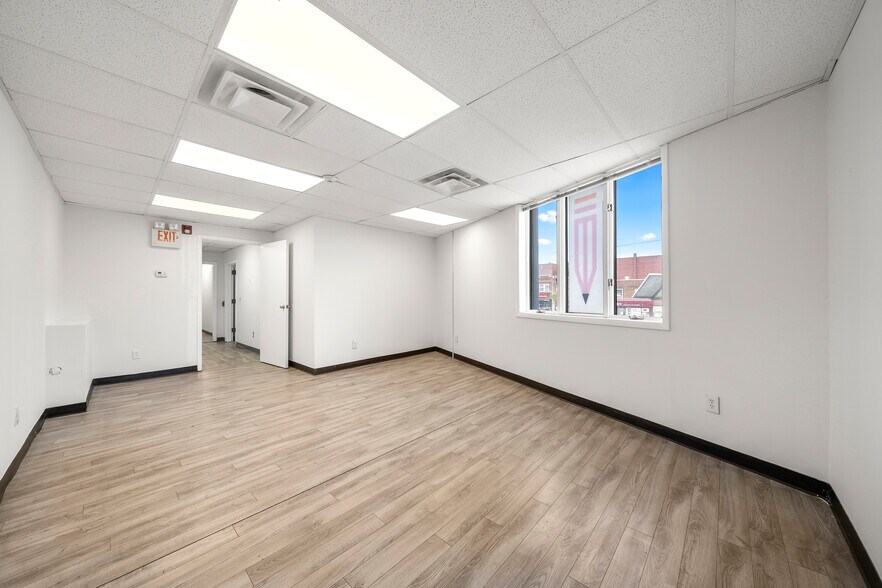 More Photos Of 40 Broad Ave, Palisades Park Office For Sale