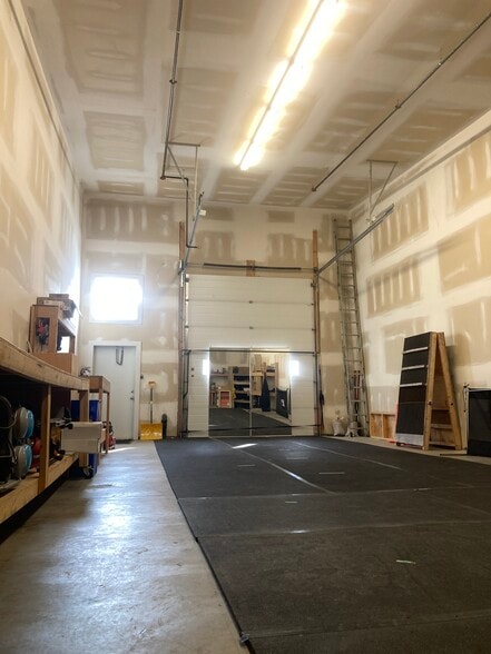 More Photos Of 9903 209 St NW, Edmonton Warehouse For Sale