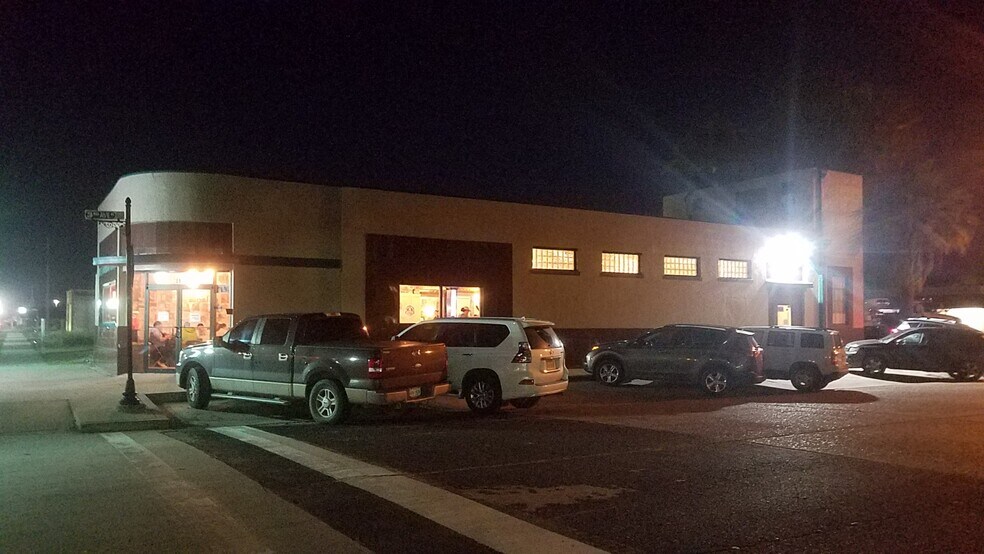 More Photos Of 221 6th St N, Texas City General Retail For Sale