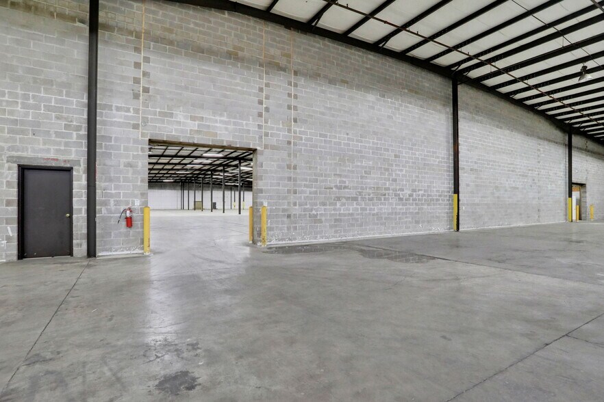 More Photos Of 1507-1775 Industrial Blvd, Jacksonville Unknown For Lease
