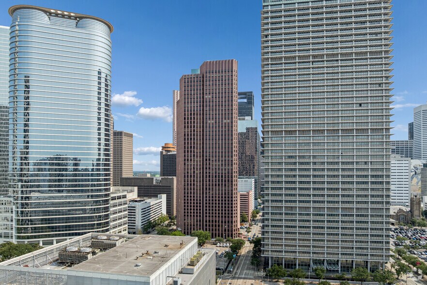 More Photos Of 1415 Louisiana St, Houston Coworking Space