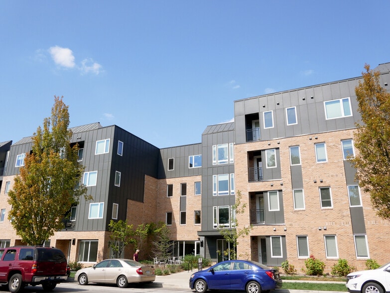 More Photos Of 1224 Prospect St, Indianapolis Apartments For Lease