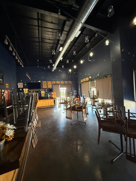 More Photos Of 930 FM 1960 Rd, Houston Freestanding For Lease
