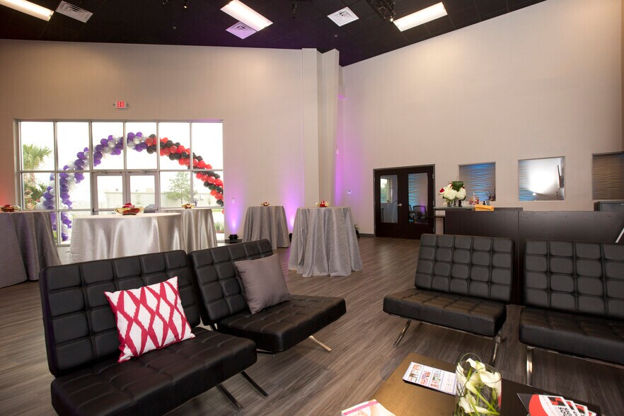 More Photos Of 3636 Beachwood Ct, Jacksonville Industrial For Sale