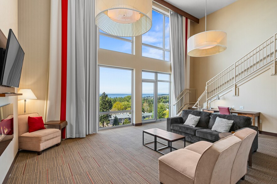 More Photos Of 22406 Pacific Highway South, Des Moines Hotel For Sale