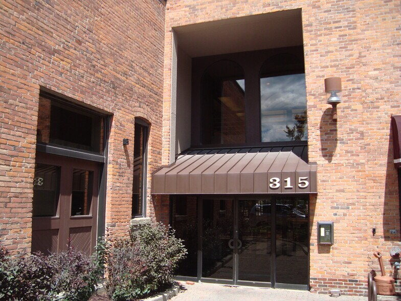 More Photos Of 315 W Huron St, Ann Arbor Office For Sale