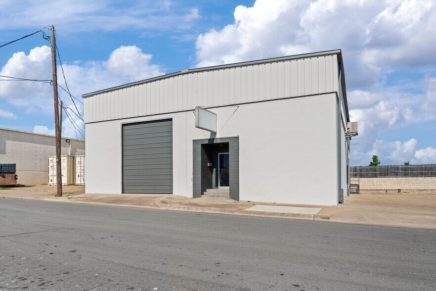 More Photos Of 4520 Fort Ave, Waco Warehouse For Sale