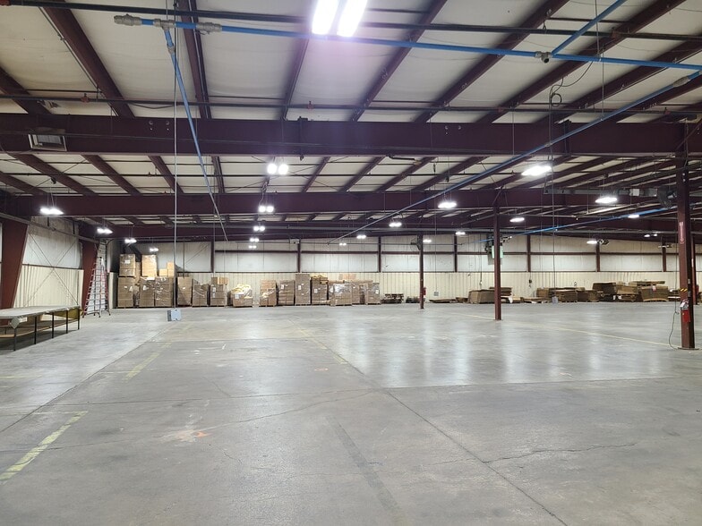 More Photos Of 630 High St, Geneva Warehouse For Sale