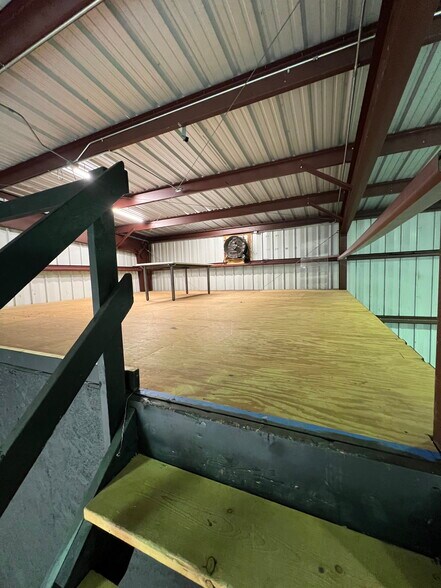 More Photos Of 3900 Miriam Dr, Charlotte Office For Lease