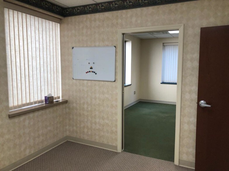 More Photos Of 20 N Pennsylvania Ave, Greensburg Office For Lease