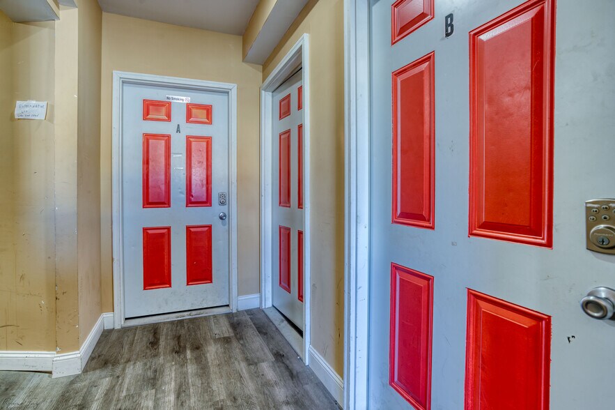 More Photos Of 3817 Pacific Ave, Wildwood Restaurant For Sale